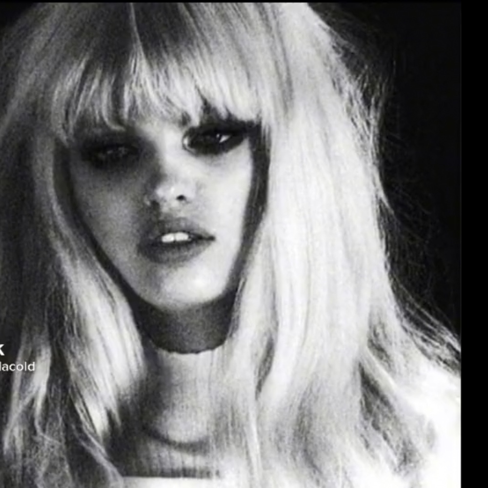 Meet your Posher, Grace